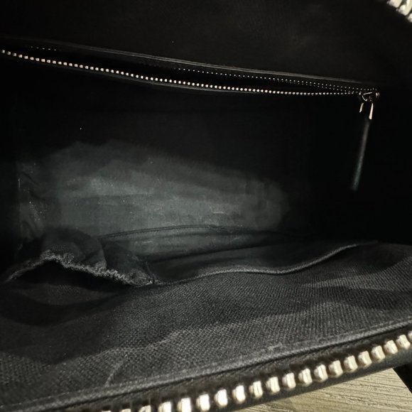 GIVENCHY Black Small Sugar Antigona Bag - Picture 7 of 14